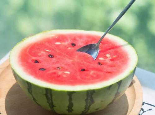 兴宁网红钟某艳吃瓜号,娱乐圈幕后真相大曝光